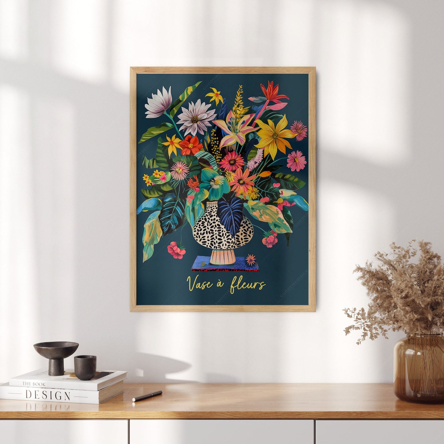 Modern Flower in Vase Illustration, Vibrant Colors