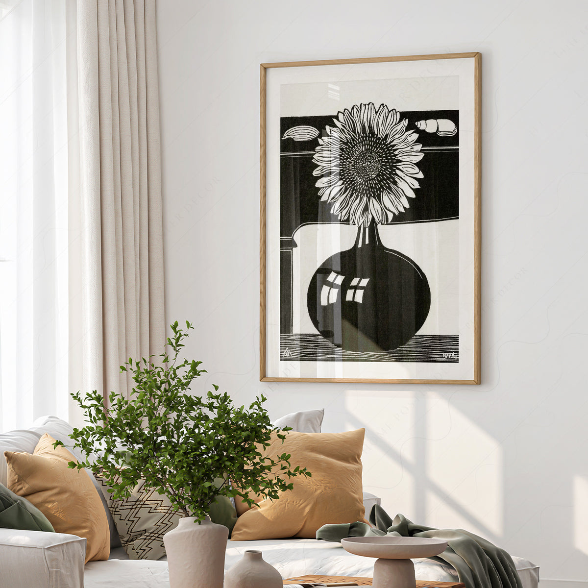 Samuel Jessurun de Mesquita Sunflower in a Black Vase Art Print — artwork preview 6