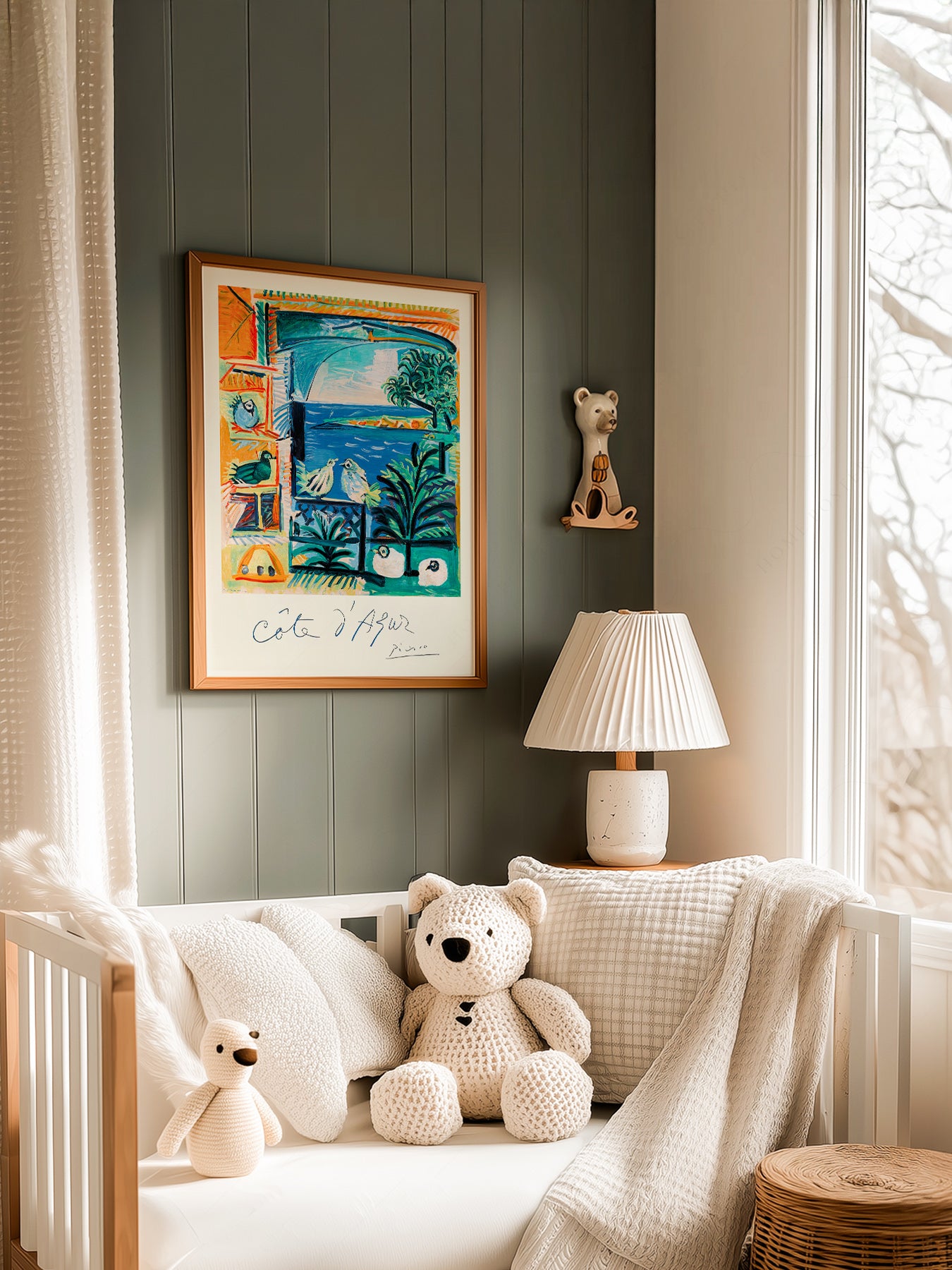 Pablo Picasso Côte d'Azur in a light-filled Japandi-inspired living space