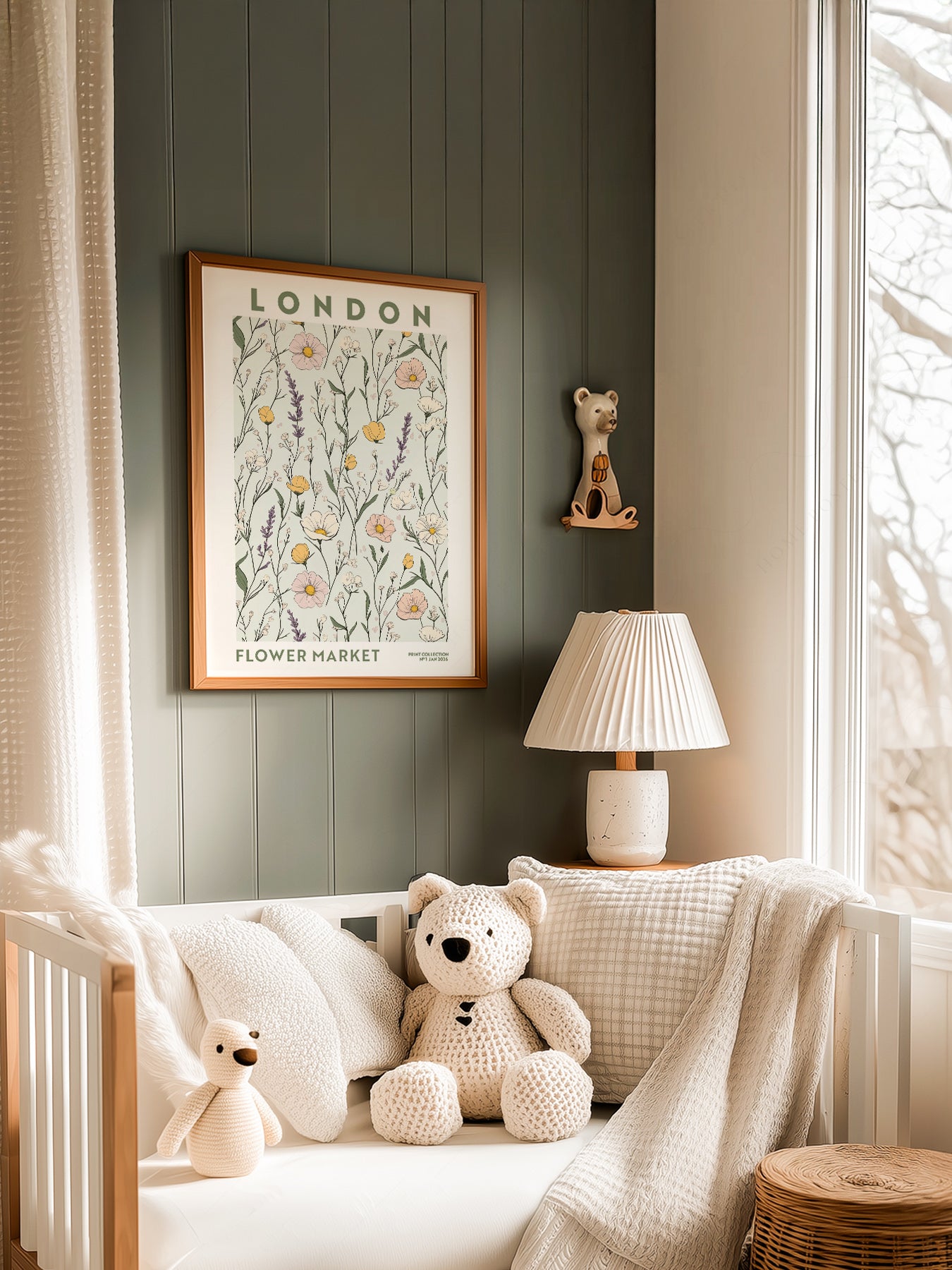 London Flower Market in a light-filled Japandi-inspired living space