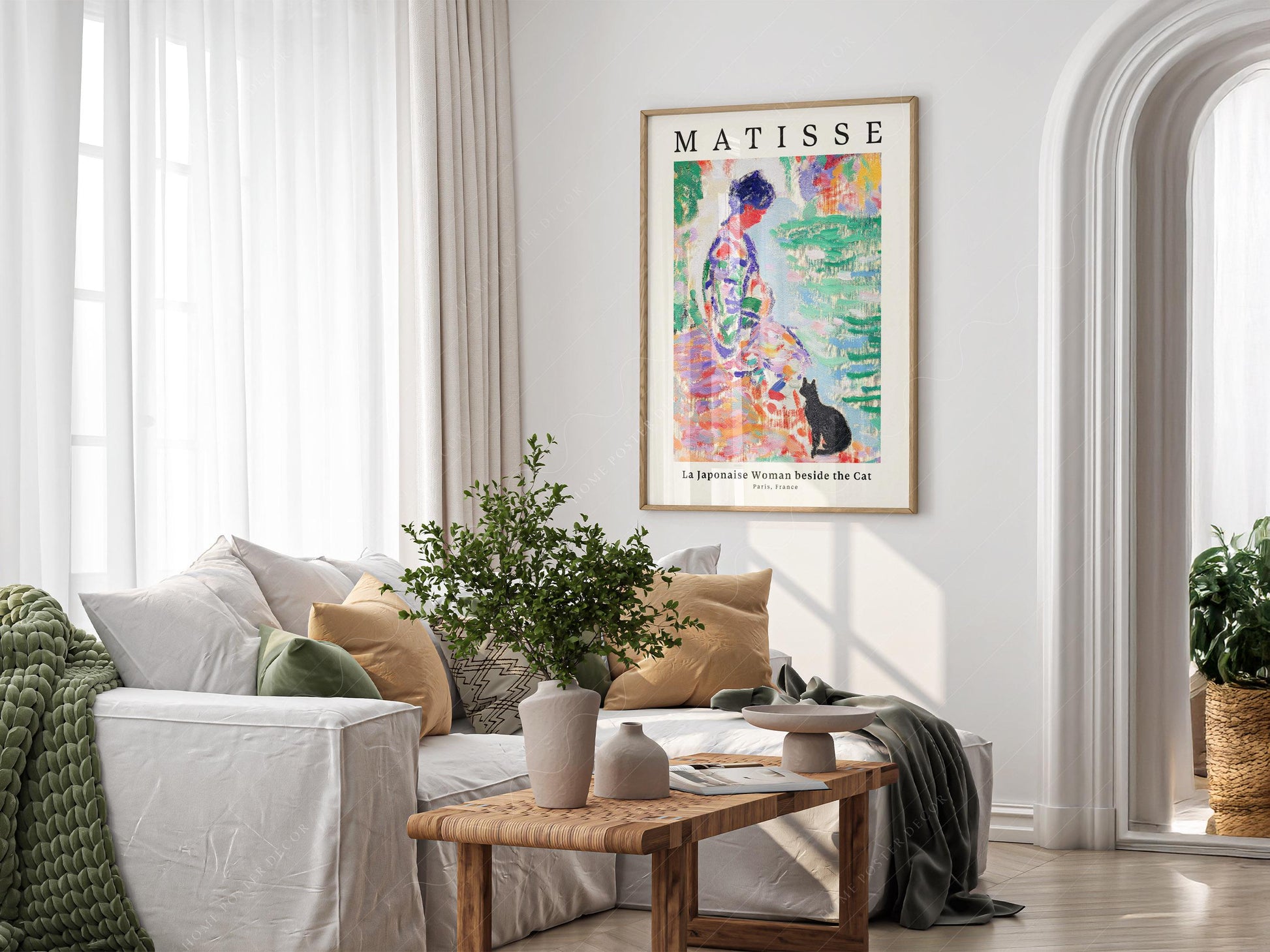 Henri Matisse La Japonaise Woman Beside the Cat Print – classic art print reproduction